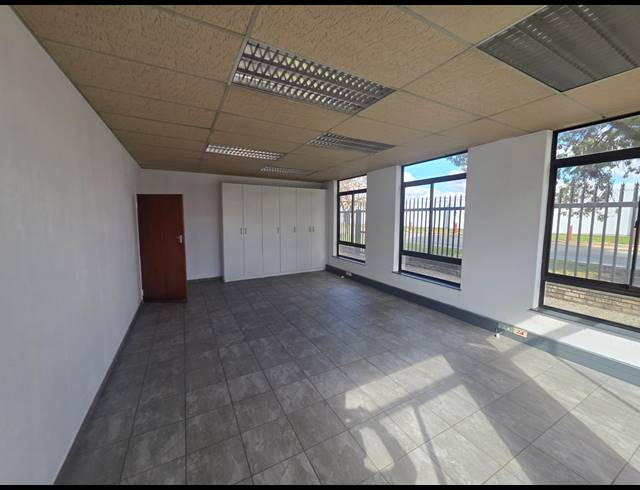 360M² OFFICE TO LET IN ALRODE